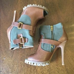 TORY BURCH PEEP TOE BOOTIES